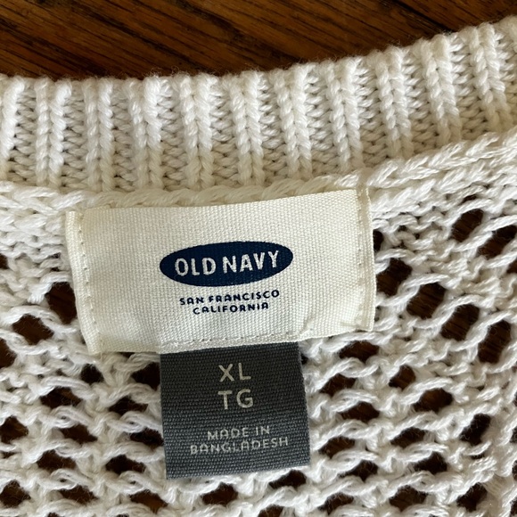 Old Navy white open knot cotton long sleeve V-neck sweater size XL, never worn - Picture 6 of 11
